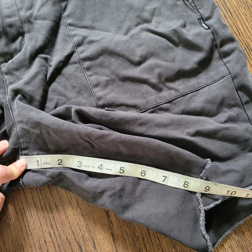 O'Neill Black Raw Hem Standard Fit Shorts Size Men's 40